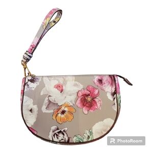 NWOT Indigo Love & Lure Floral Wristlet